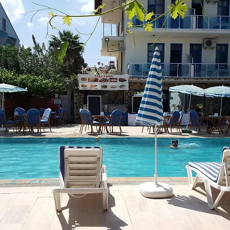 Alis Hotell 2*